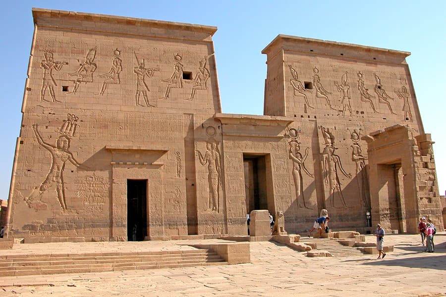 Day Tour to Edfu and Kom Ombo From Luxor by Bus