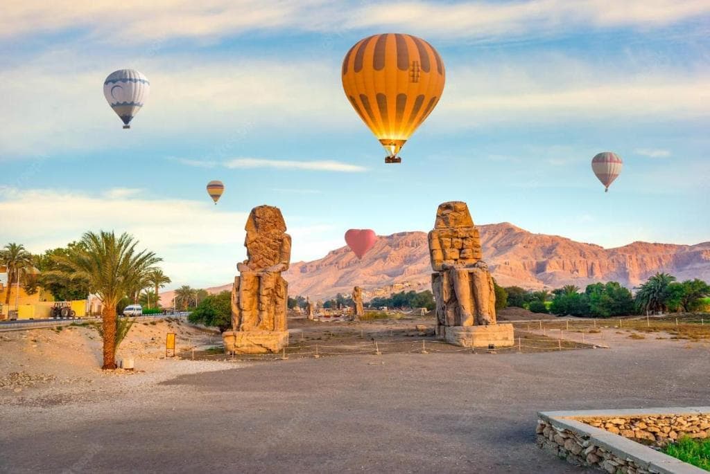 Hot Air Balloon Flight Over Luxor West Bank and Nile River Excursion