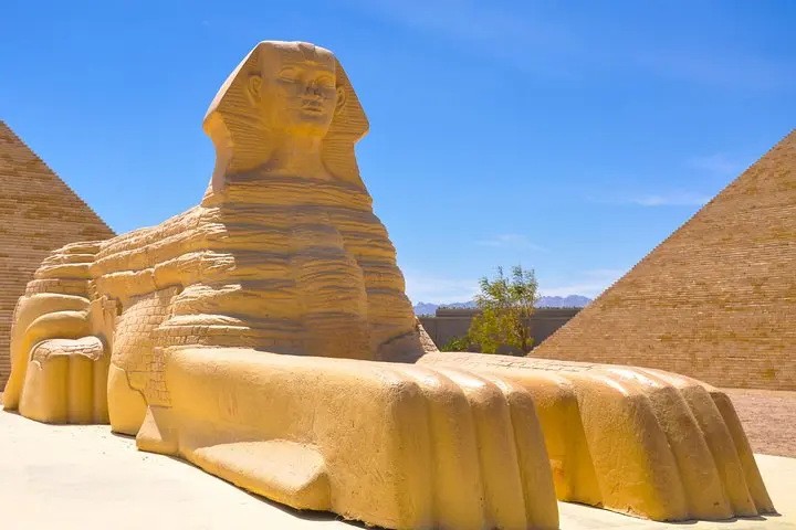 Mini Egypt Park