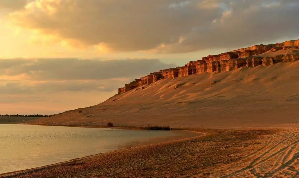 Wadi El Rayan National Park