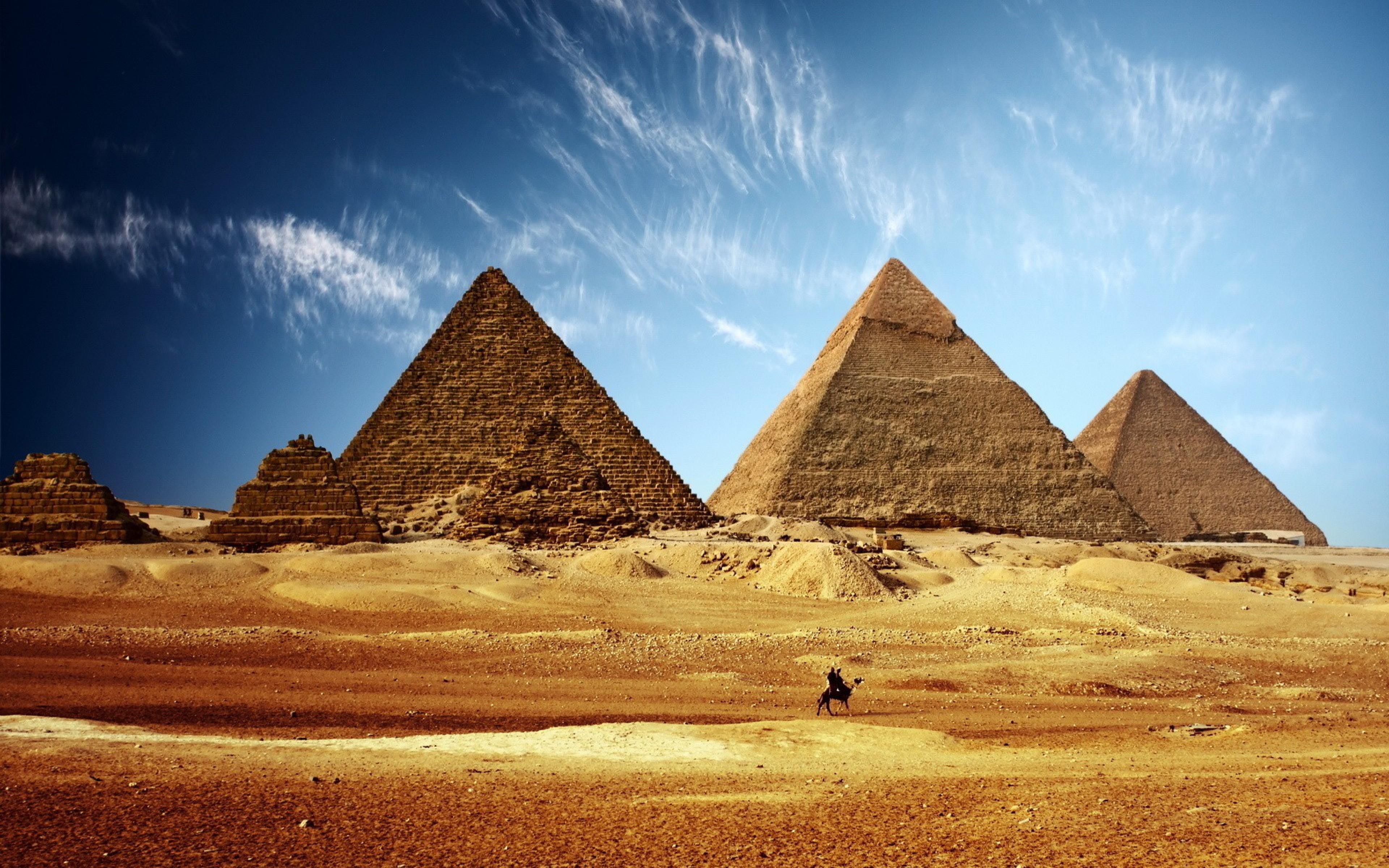 One-day tour to Giza Pyramids & Sakkara from Alexandria city