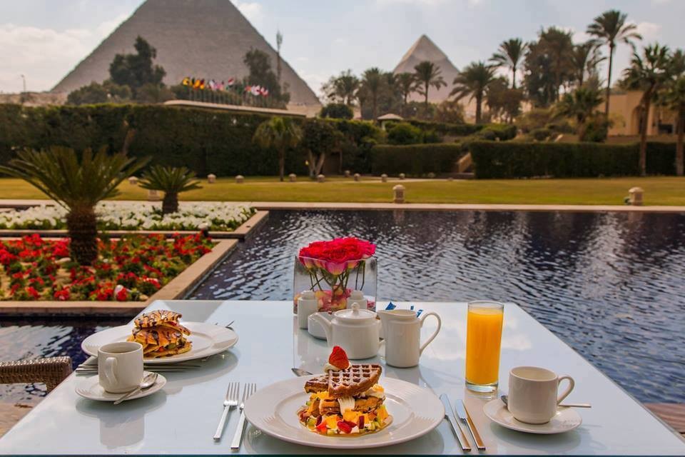 Where to eat during your Cairo day tours?