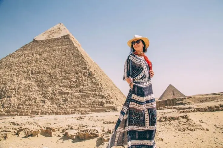 Discover what to wear in Giza Pyramids