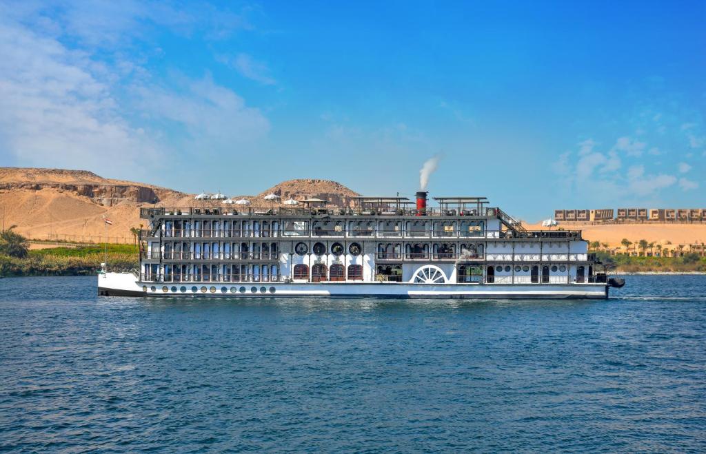 Mövenpick SS Misr Cruise Ship